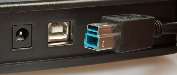 USB 3 does not fint into USB 3.0 port